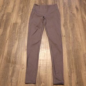 Athleta High Rise Leggings Fitted Workout Pants Textured Athletic Bottoms Sz XS